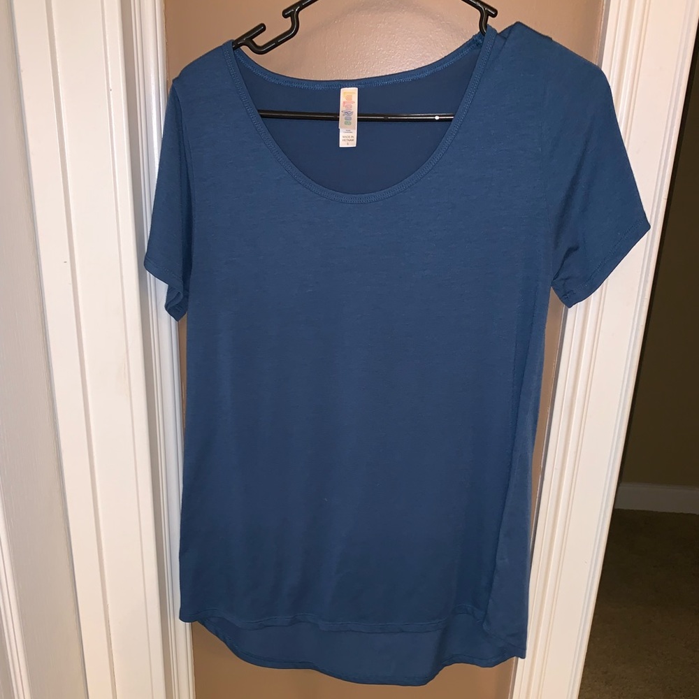 LulaRoe Navy Shirt